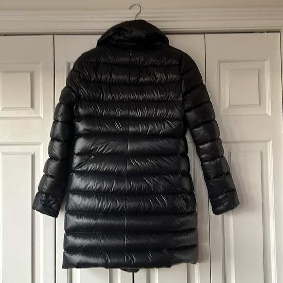 Mackage down puffer coat in like new condition chic warm light Montreal’s best - Picture 8 of 16
